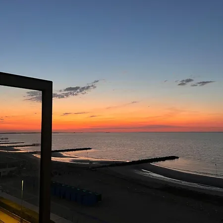Apartament Beachfront With Terrace, Lido, Venice Lido di Venezia