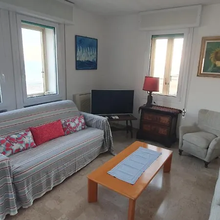 Beachfront With Terrace, Lido, Venice
