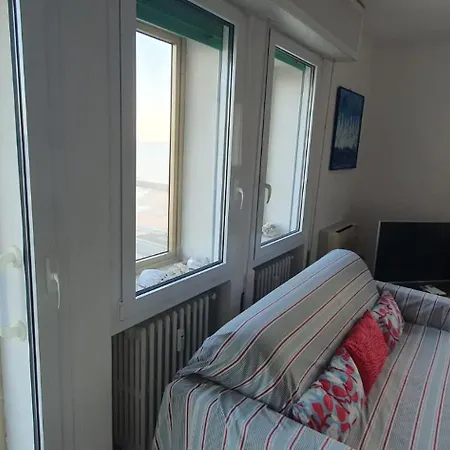 Beachfront With Terrace, Lido, Venice Apartament